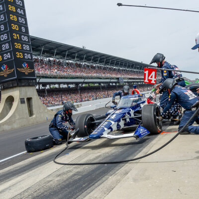 404304_211ac321230749ce878cb749821c9325mv2